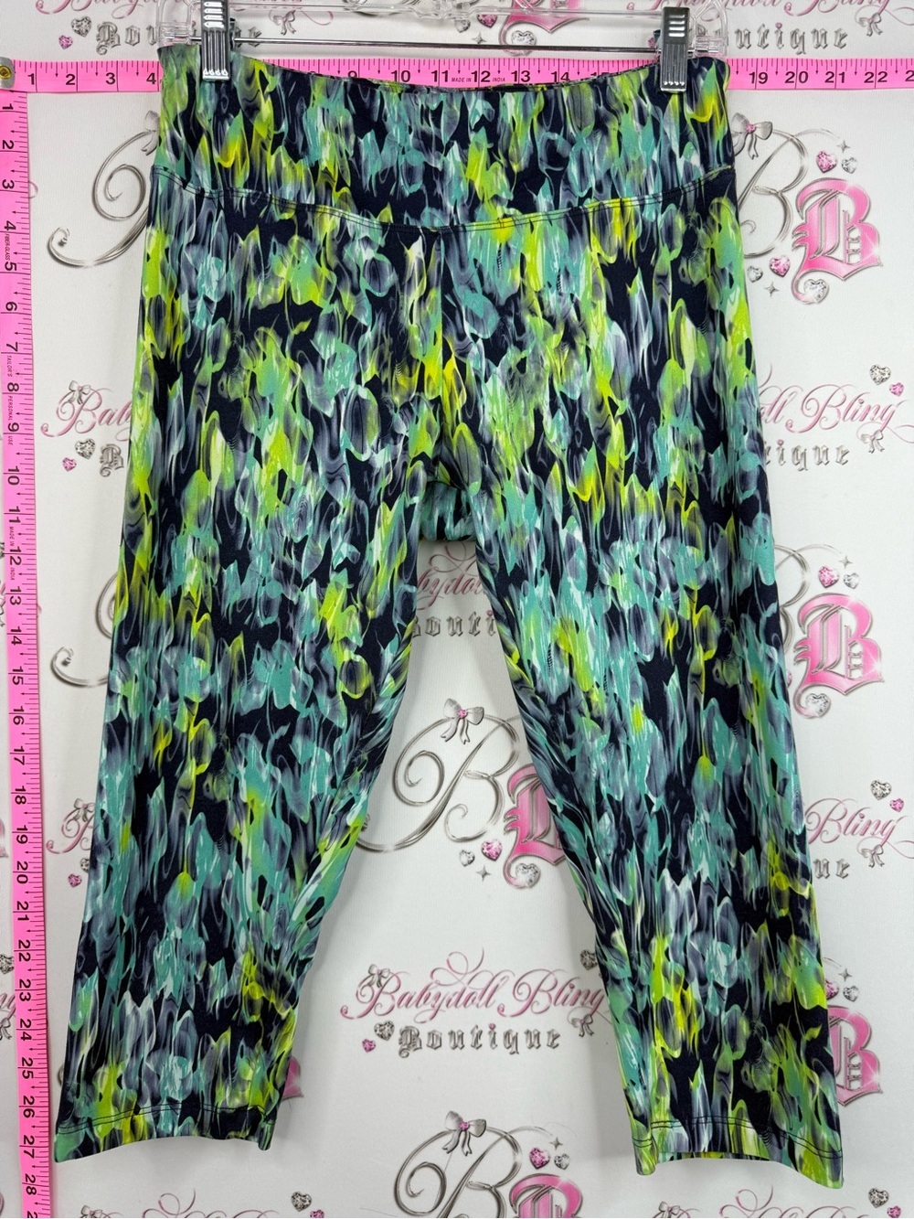 Marika tek capri tights leggings Aqua, Lime & Black Abstract Capri Leggings